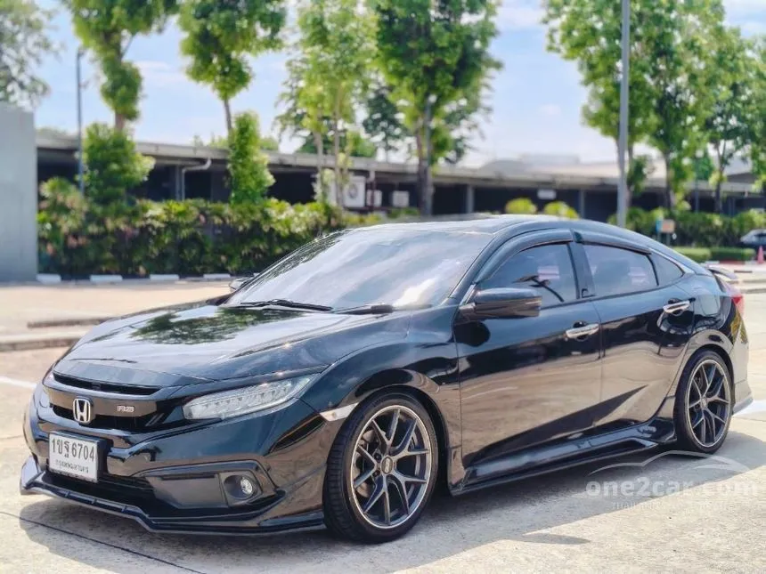 2019 Honda CIVIC Turbo RS Sedan