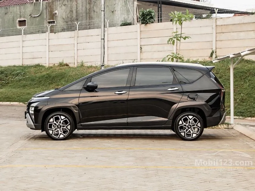 2023 Hyundai Stargazer X Prime MPV
