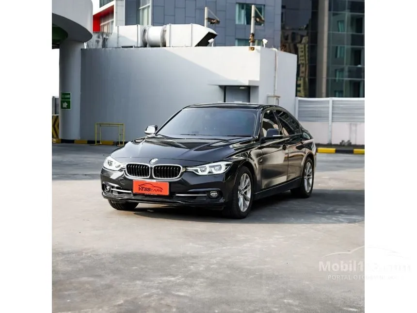 Jual Mobil BMW 320i 2018 Sport 2.0 di DKI Jakarta Automatic Sedan Hitam Rp 389.000.000