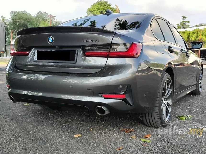 2021 BMW 320i Sport Driving Assist Pack Sedan