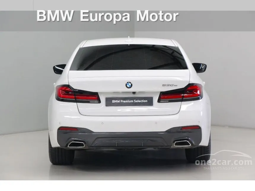 2021 BMW 530e M Sport Sedan