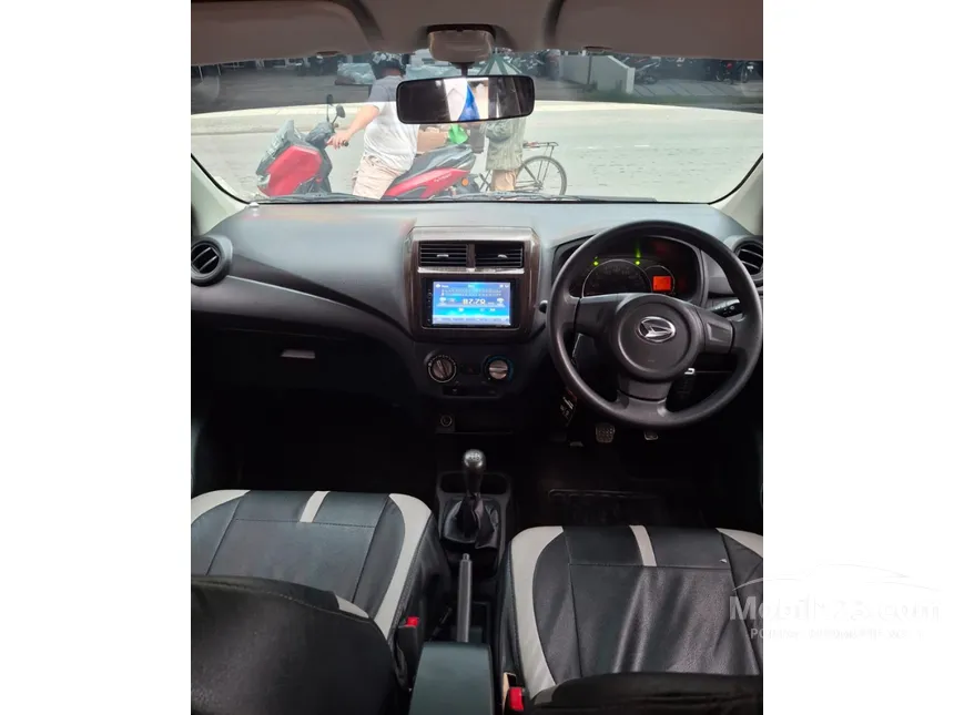 2016 Daihatsu Ayla M Hatchback