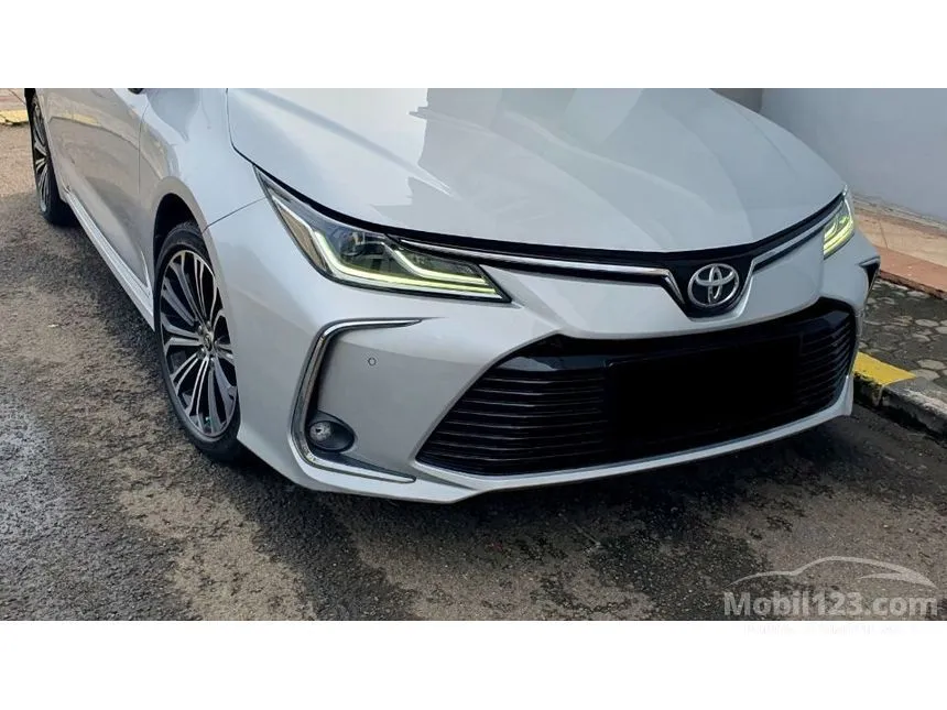 2021 Toyota Corolla Altis V Sedan