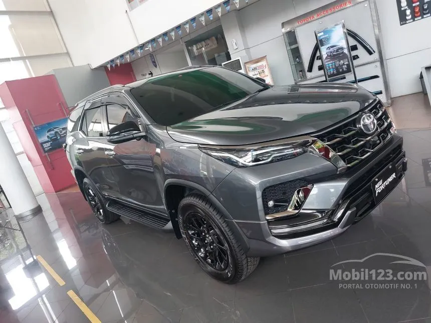 2023 Toyota Fortuner GR Sport 4X4  (2 Tone) SUV