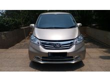 Honda Freed PSD AC Double Facelift KuningMetalik(Coklat) - 2013 - Pjk1th