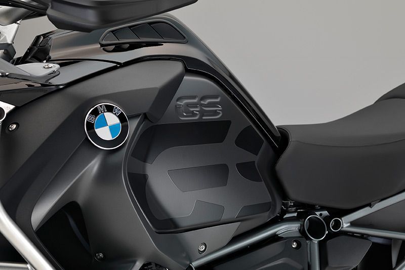 New BMW R 1200 GS Adventure Triple Black Mencapai Puncak Kenikmatan 1