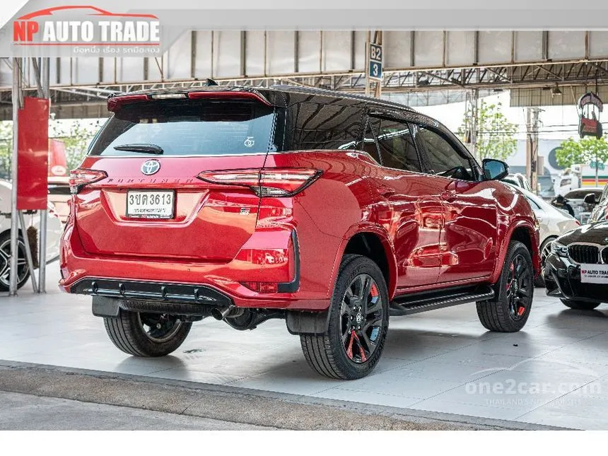 2022 Toyota FORTUNER GR Sport (Black Top) SUV