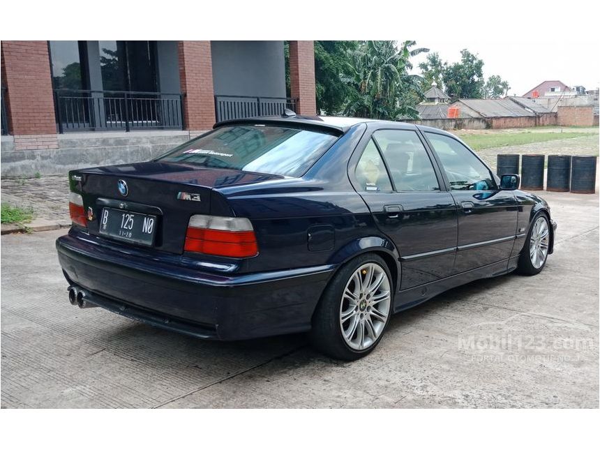 Jual Mobil BMW 318i 1996 E36 1.8 Manual 1.8 di DKI Jakarta
