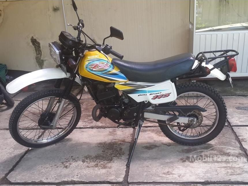 Jual Motor  Suzuki  Ts  2004 0 1 di Jawa Barat Manual Kuning 