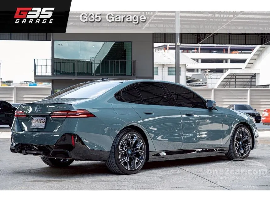2025 BMW 530e M Sport Pro Sedan