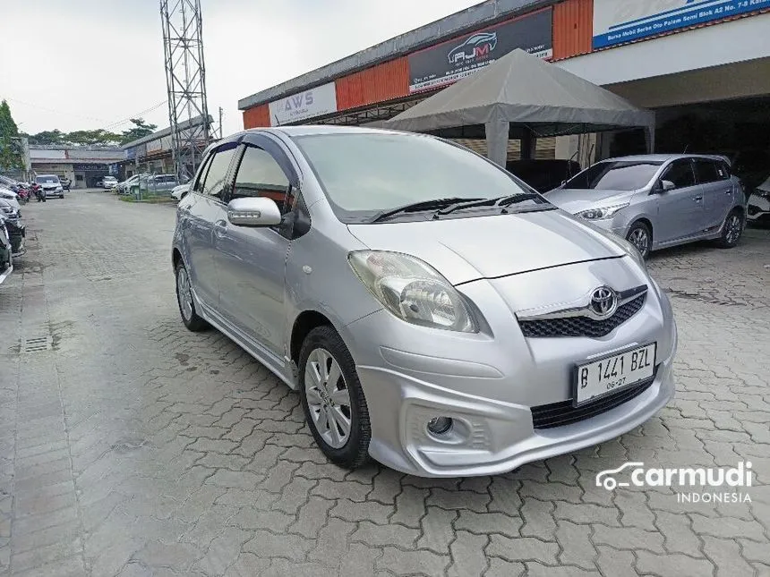 2012 Toyota Yaris E