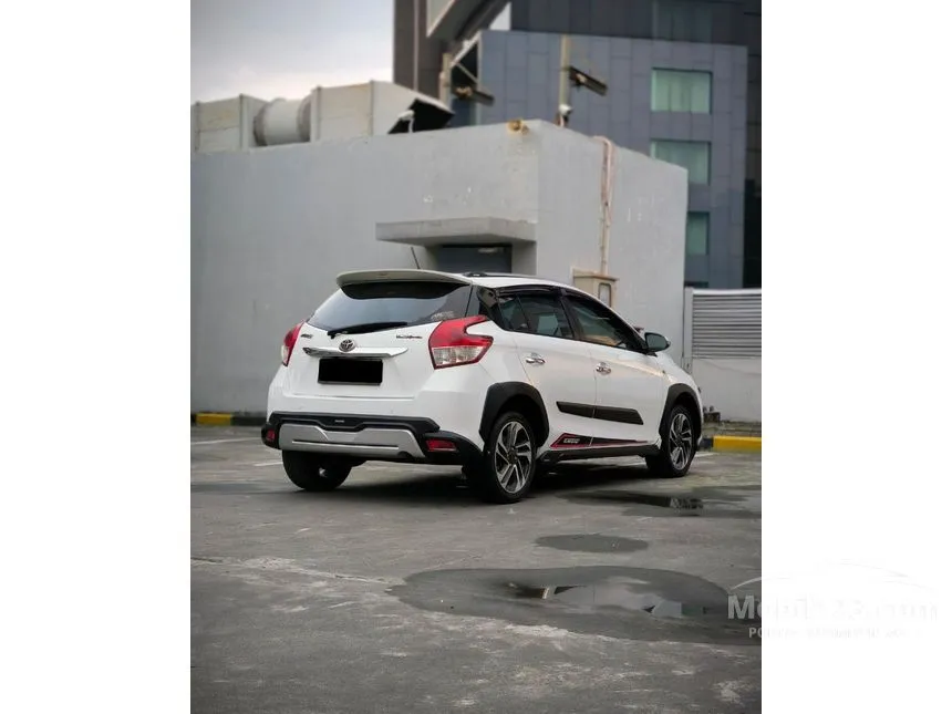 2016 Toyota Yaris TRD Sportivo Heykers Hatchback