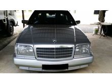 1993 Mercedes-Benz S320L 3.2 Sedan