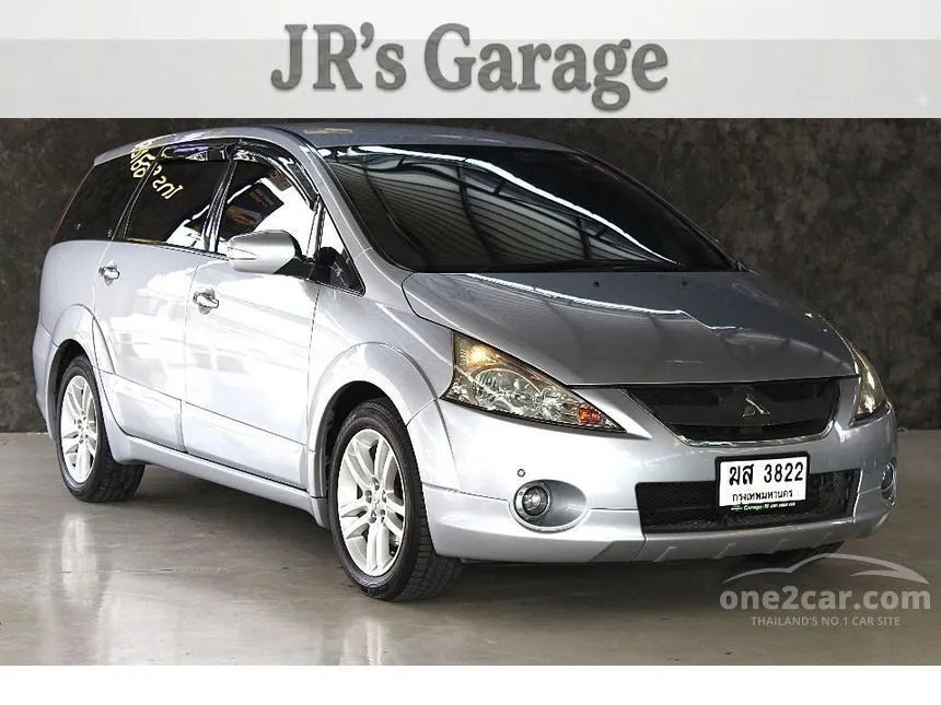 2012 Mitsubishi SPACE WAGON GT Wagon