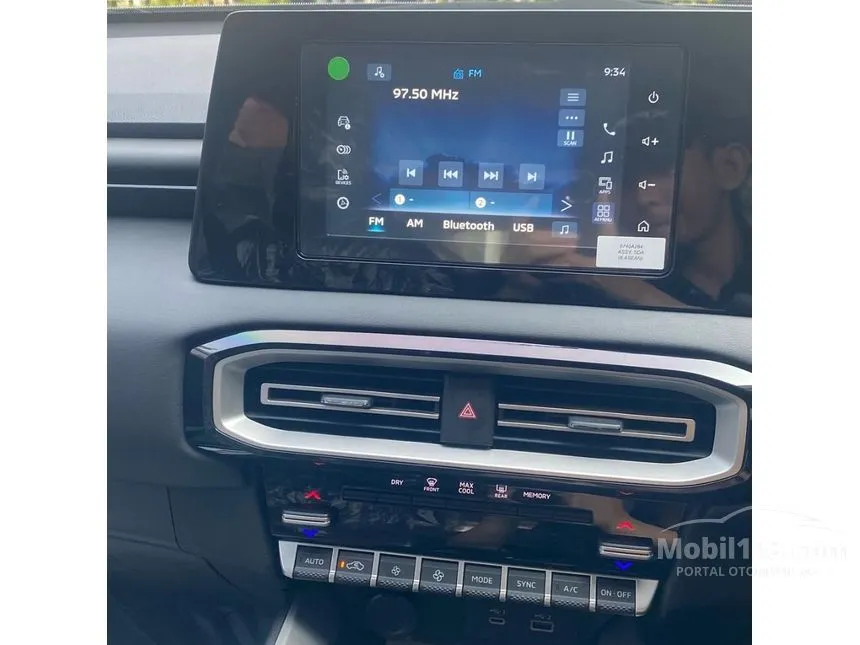 2026 Mitsubishi Destinator Ultimate Premium (Quartz White Pearl) SUV