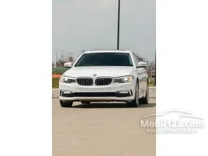2017 BMW 530i 2.0 Luxury Sedan