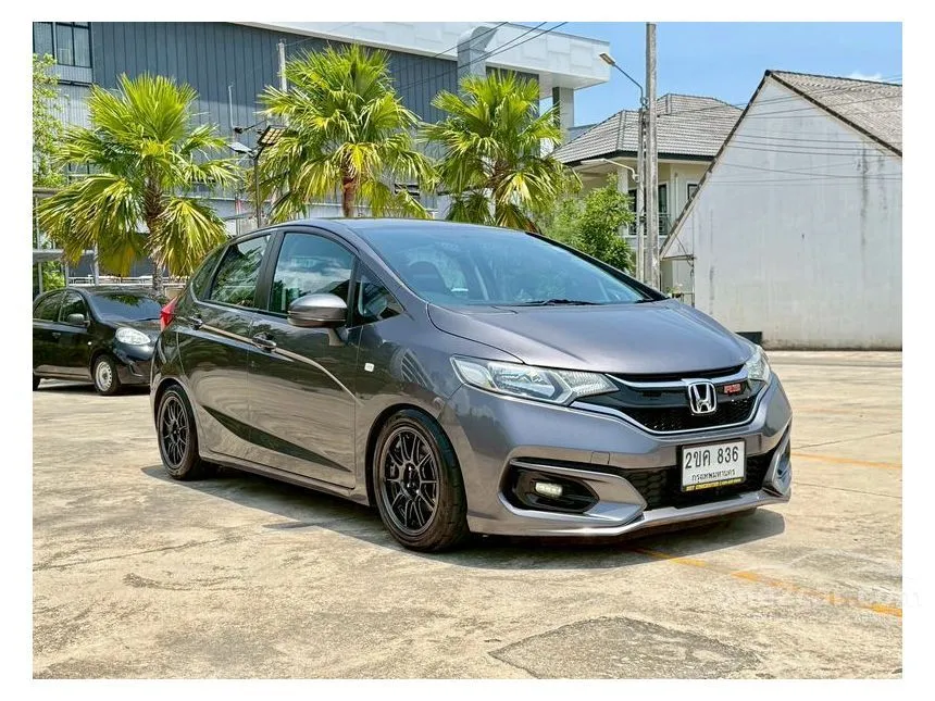 2021 Honda JAZZ V+ Hatchback