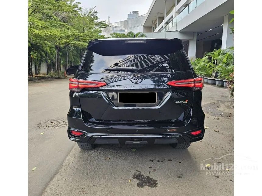 2022 Toyota Fortuner VRZ GR SPORT 4X2 SUV