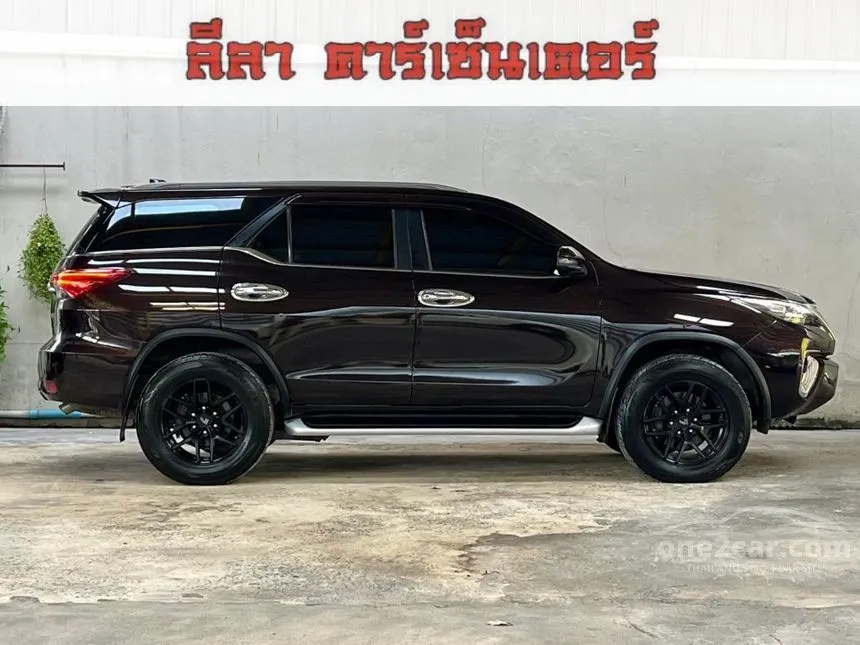 2019 Toyota FORTUNER V SUV