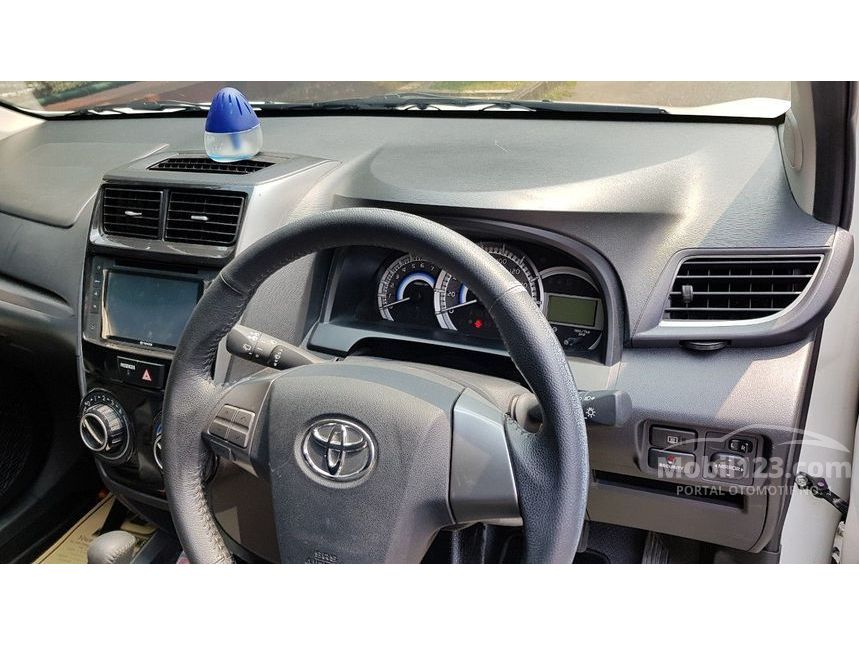 2015 Toyota Avanza Veloz MPV