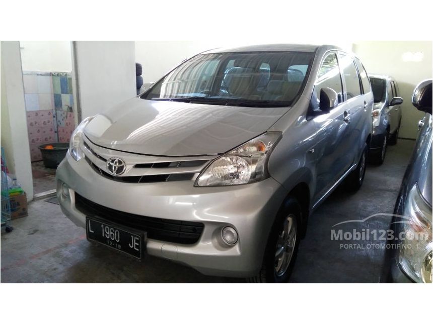 Jual Mobil  Toyota Avanza  2013  E 1 3 di Jawa Timur Manual 