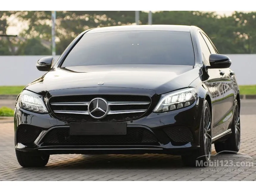 2019 Mercedes-Benz C200 EQ Boost Avantgarde Line Sedan