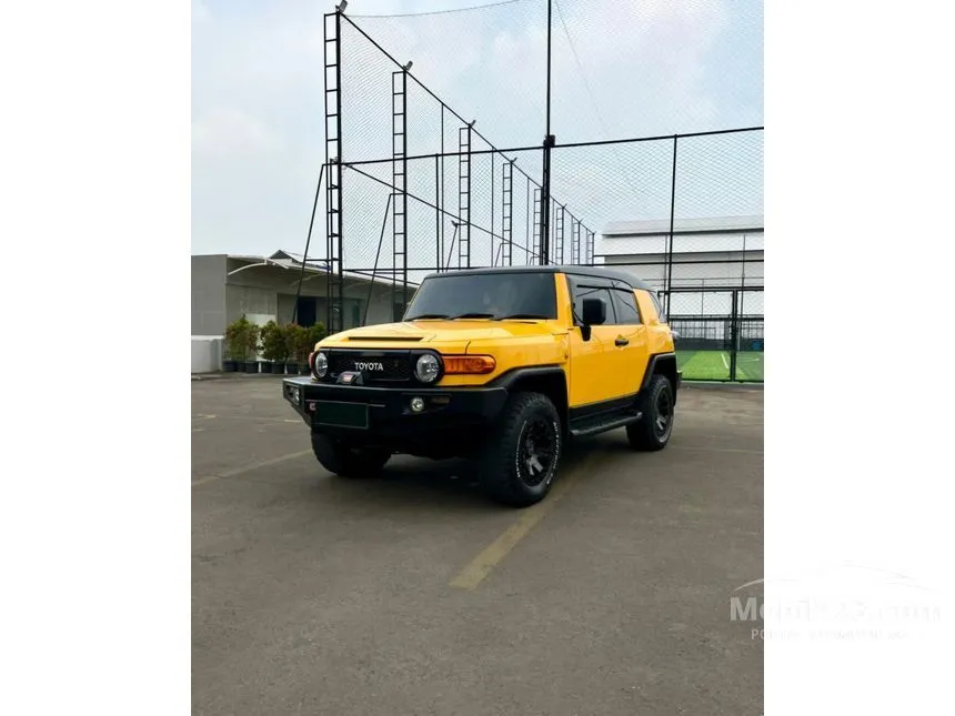 2017 Toyota FJ Cruiser SUV