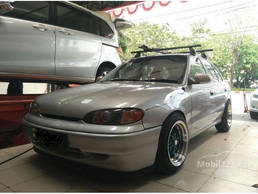 Jual Mobil  Hyundai  Cakra 1997 1 5 di Jawa Barat Manual 