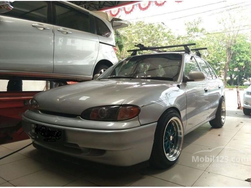 Jual Mobil Hyundai Cakra 1997 1 5 di Jawa Barat Manual 