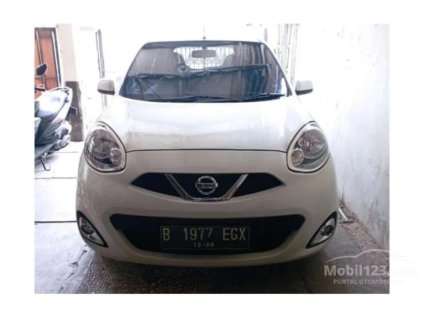 Jual Mobil Nissan March 2016 1.2L 1.2 di Jawa Barat Automatic Hatchback Putih Rp 110.000.000