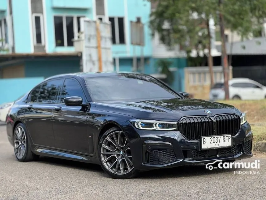 2022 BMW 730Li M Sport Sedan