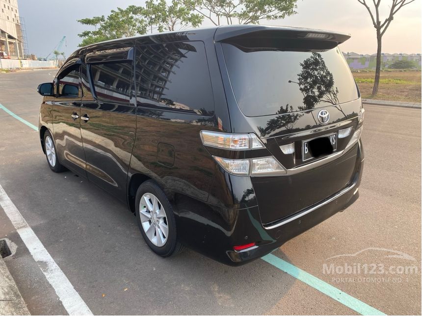 Toyota vellfire 2009