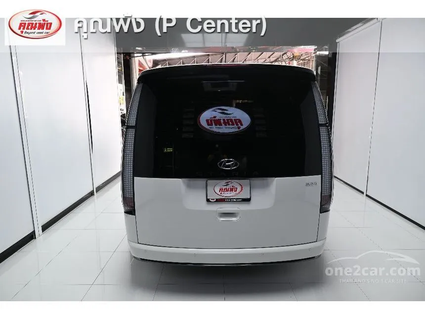 2023 Hyundai Staria Premium Van