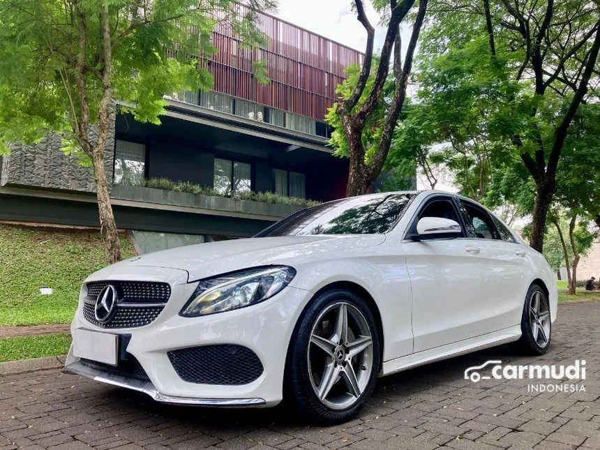 2017 Mercedes-Benz C200 AMG Sedan