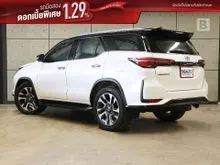 2022 Toyota FORTUNER 2.4 Legender SUV