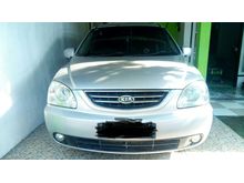 2004 KIA Carens 2