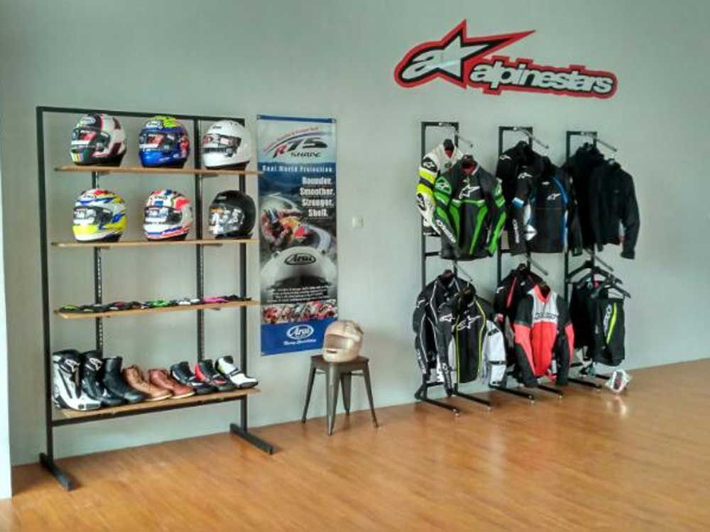 Diskon Helm Arai di Flagship Shop Ohlins
