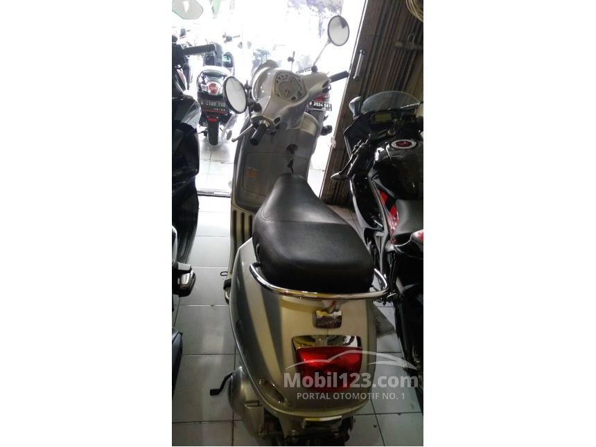 Jual Motor Vespa LX 2012 0.2 di DKI Jakarta Automatic Others Silver Rp