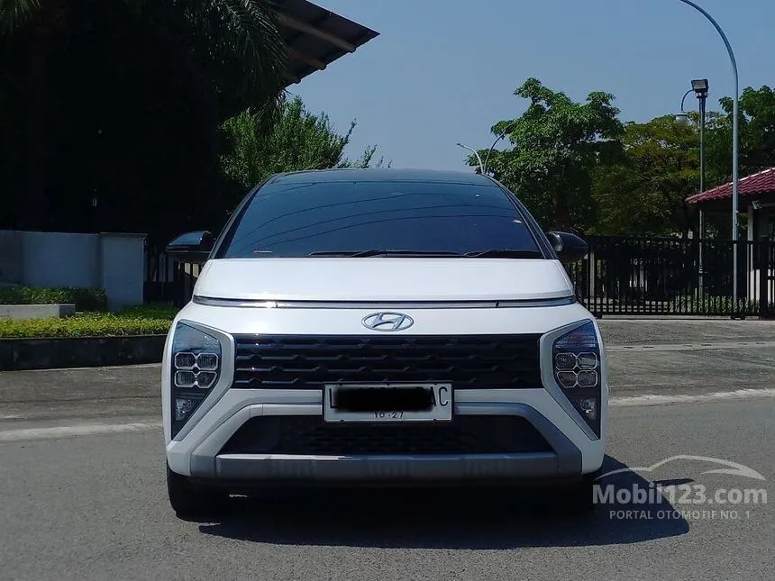 Jual Mobil Hyundai Stargazer 2022 Prime 1.5 di Jawa Timur Automatic Wagon Putih Rp 255.000.005
