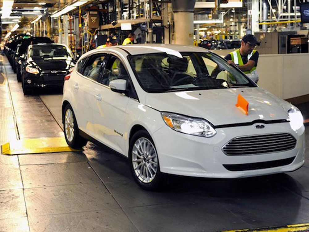 Stok Menumpuk, Ford Hentikan Produksi Lima Pabriknya