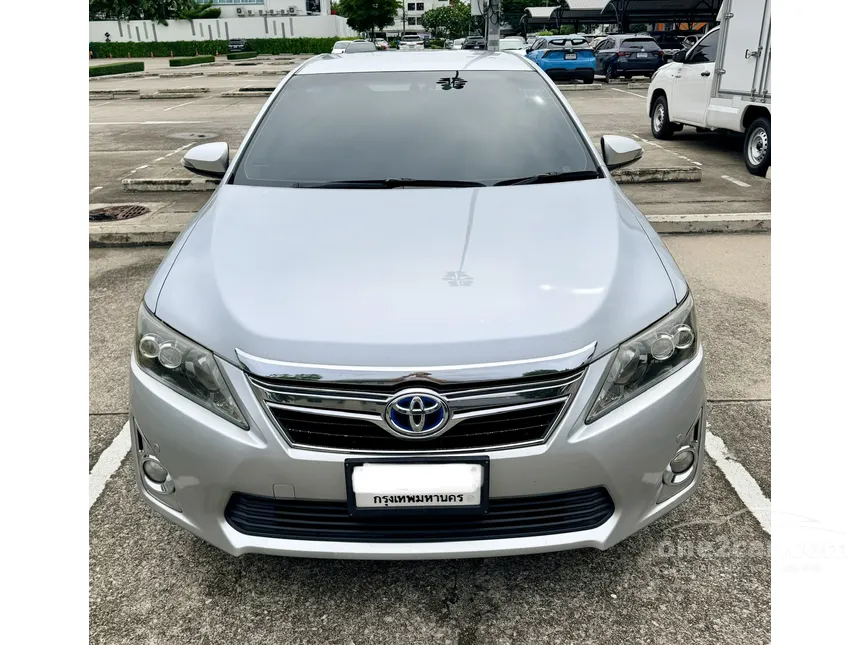 2013 Toyota CAMRY Hybrid DVD Sedan