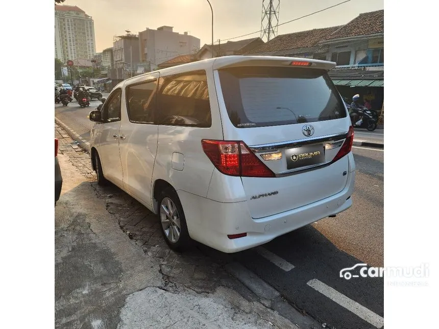 2012 Toyota Alphard G MPV