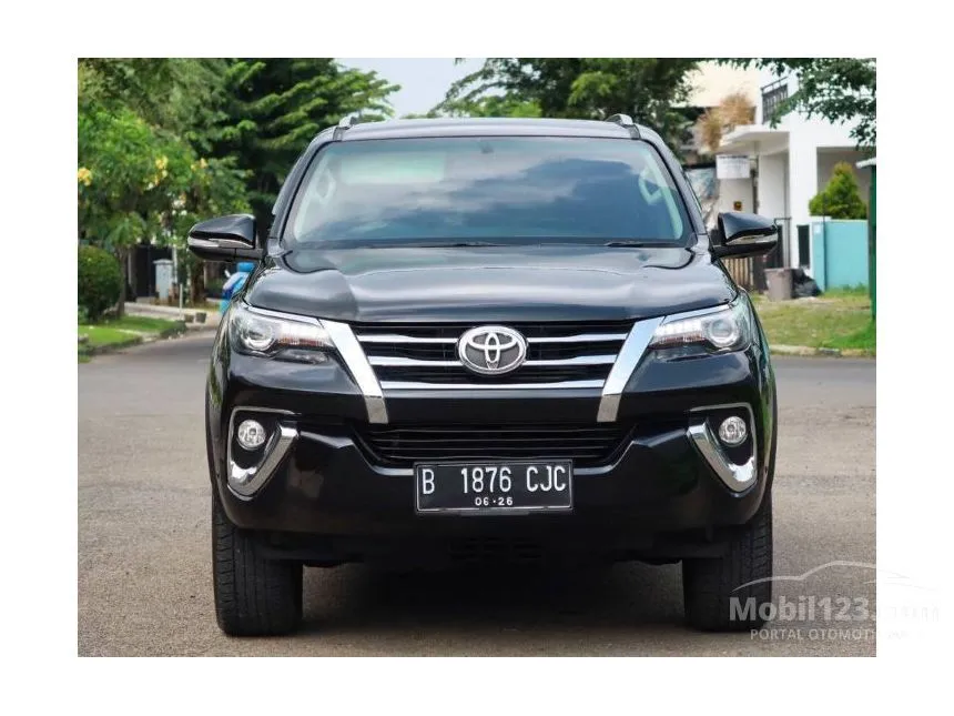 Jual Mobil Toyota Fortuner 2016 VRZ 2.4 di Banten Automatic SUV Hitam Rp 340.000.000