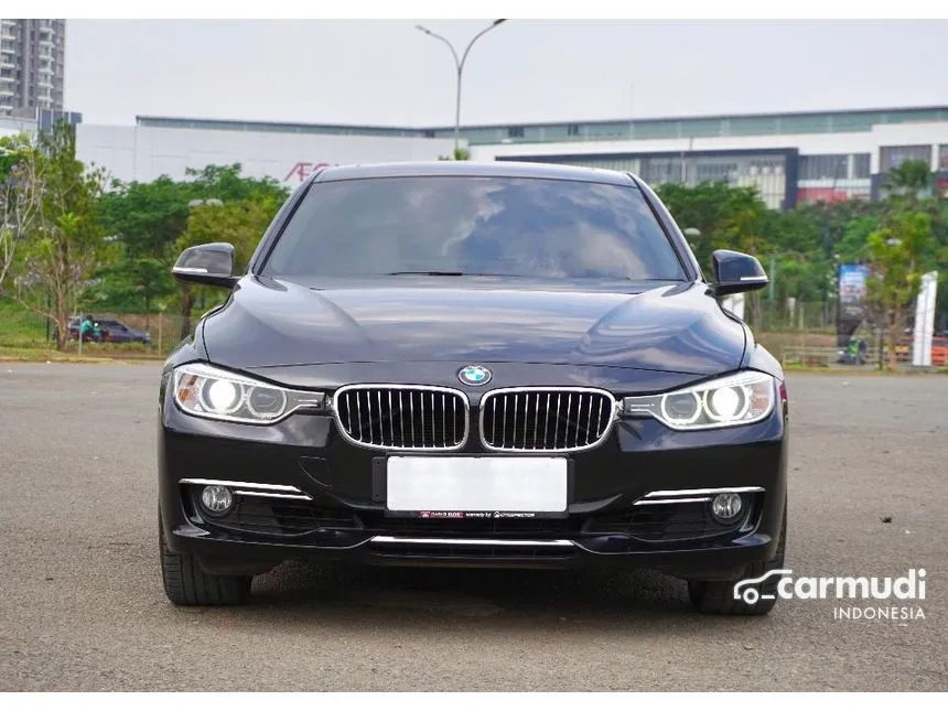 2014 BMW 328i Luxury Sedan
