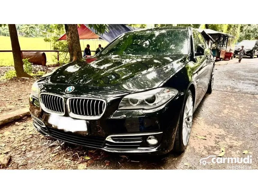 Jual Mobil BMW 528i 2015 Luxury 2.0 di Jawa Barat Automatic Sedan Hitam Rp 399.000.000