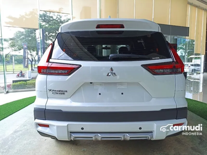 2024 Mitsubishi Xpander CROSS Premium Package Wagon