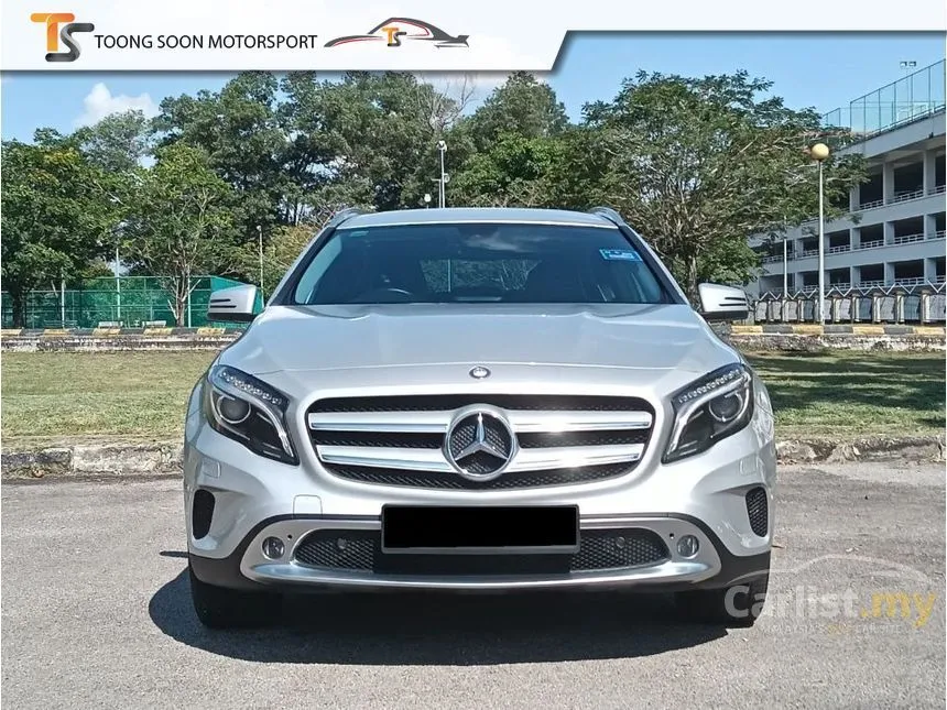 2014 Mercedes-Benz GLA200 SUV