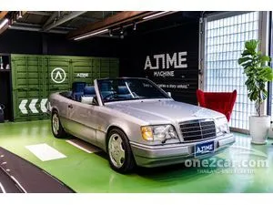 1995 Mercedes-Benz E220 2.2 Convertible
