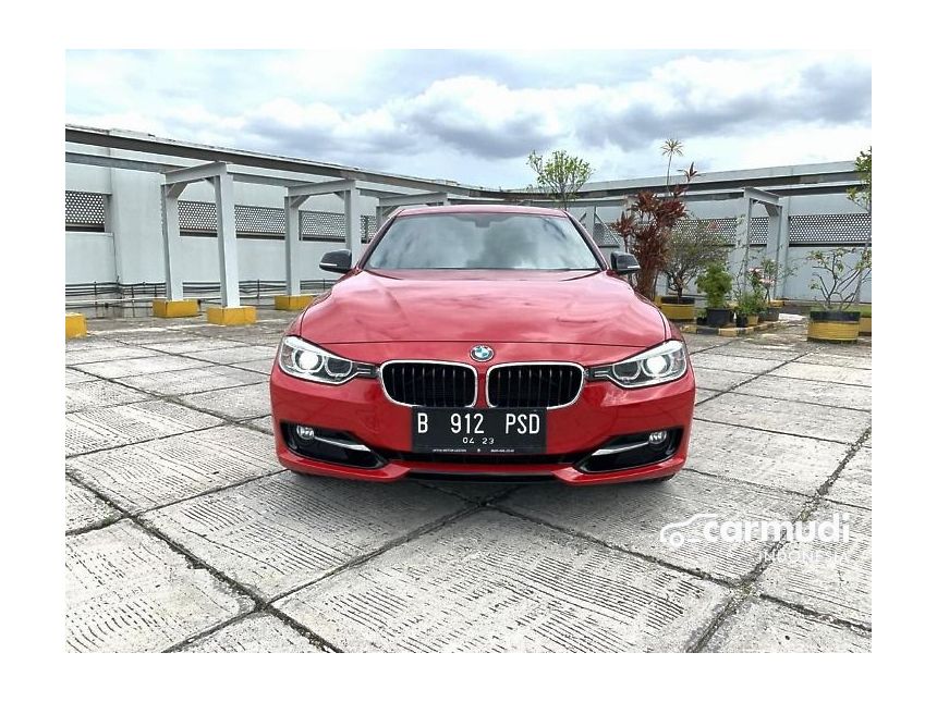 Bmw 3i 13 Sport 2 0 In Indonesia Others Automatic Sedan Red For Rp 295 000 000 Carmudi Co Id