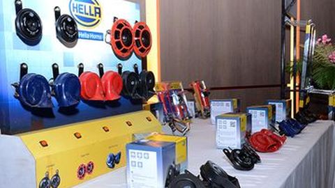Beli Satu Set Klakson Hella, Bisa Bawa Pulang Mobil